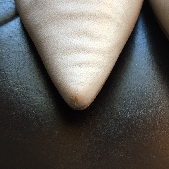 Tahari shoes - Picture 3 of 6